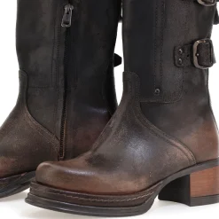 A.S.98 STIEFEL CAYUGA