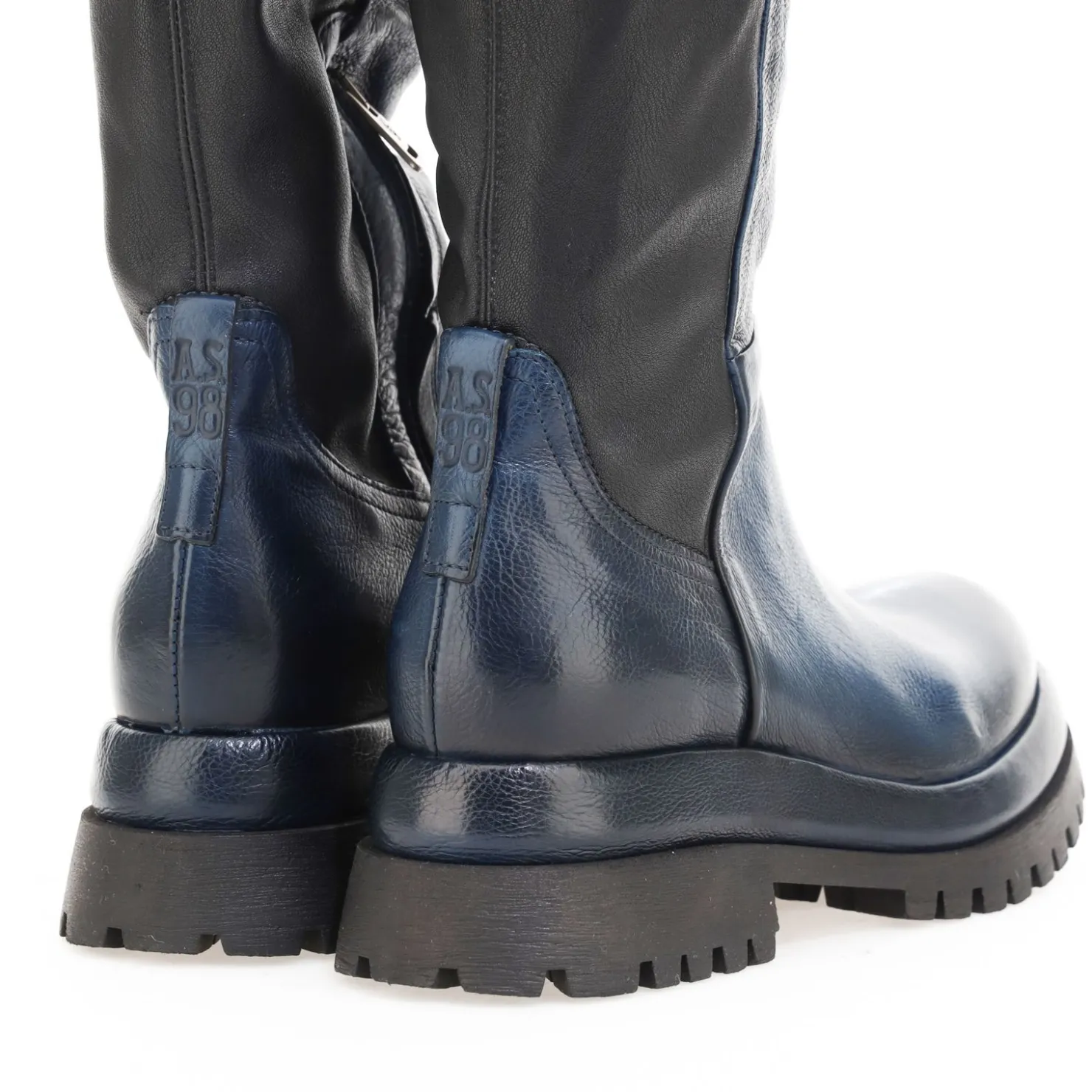 A.S.98 STIEFEL DESANA