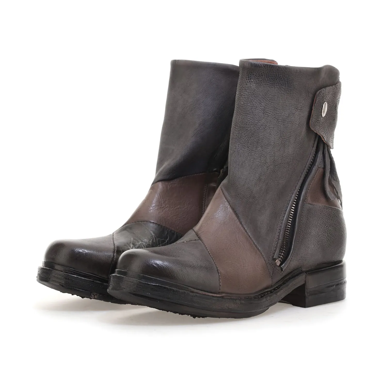 A.S.98 STIEFELETTEN AGULIA