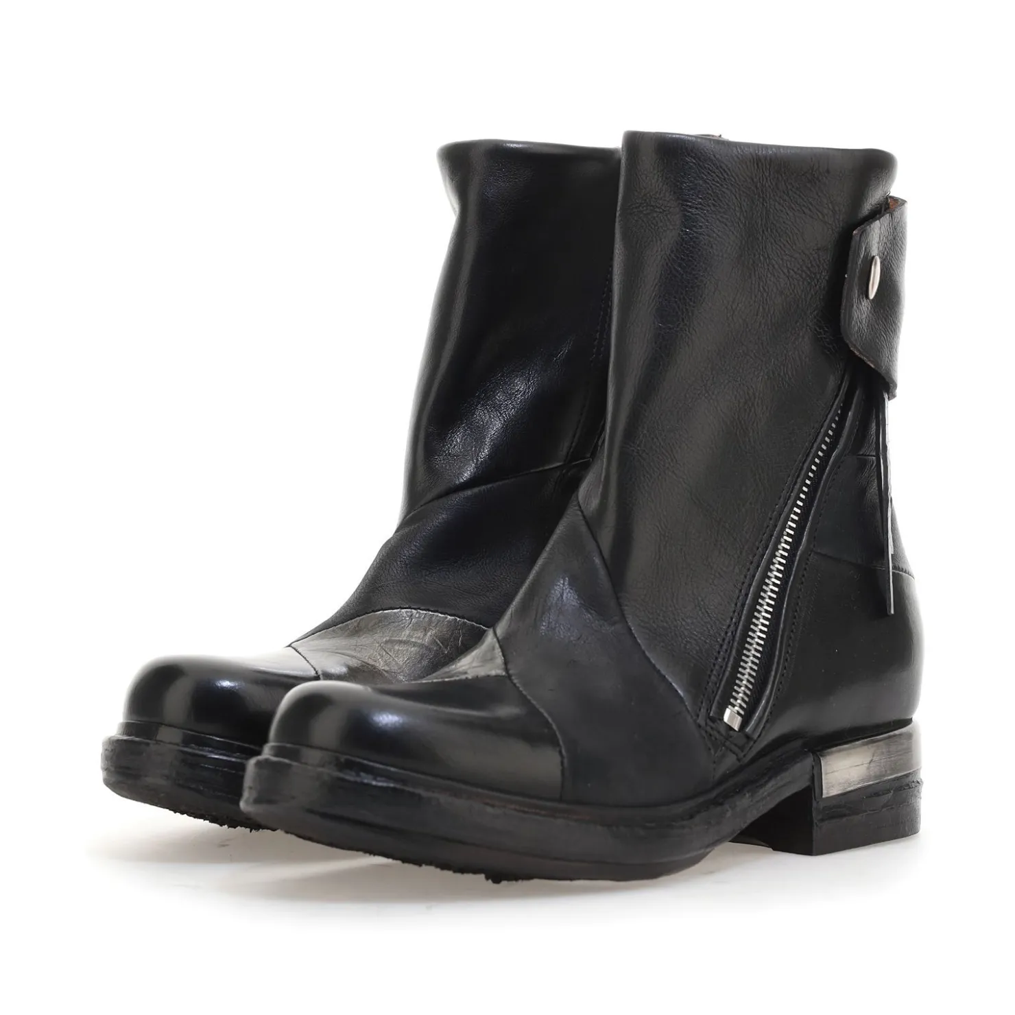 A.S.98 STIEFELETTEN AGULIA