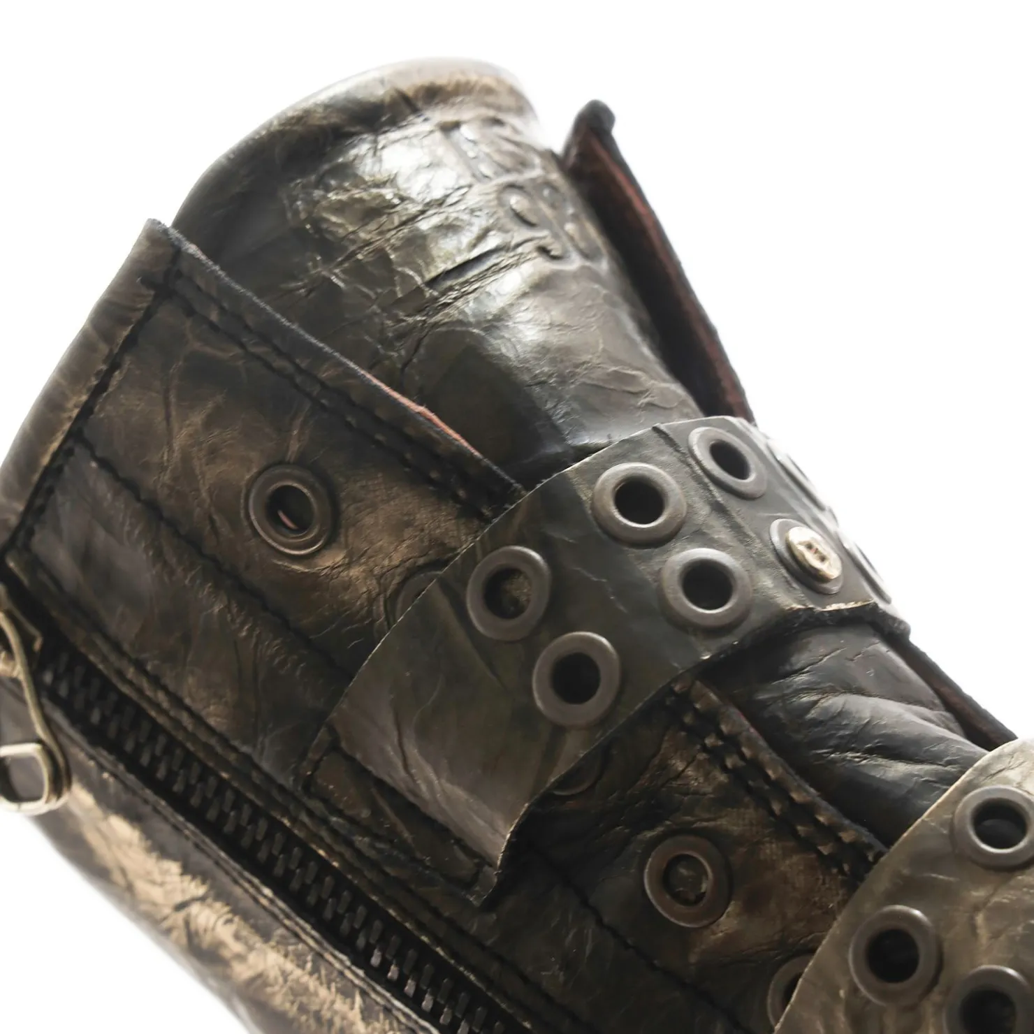 A.S.98 STIEFELETTEN ATTALLA