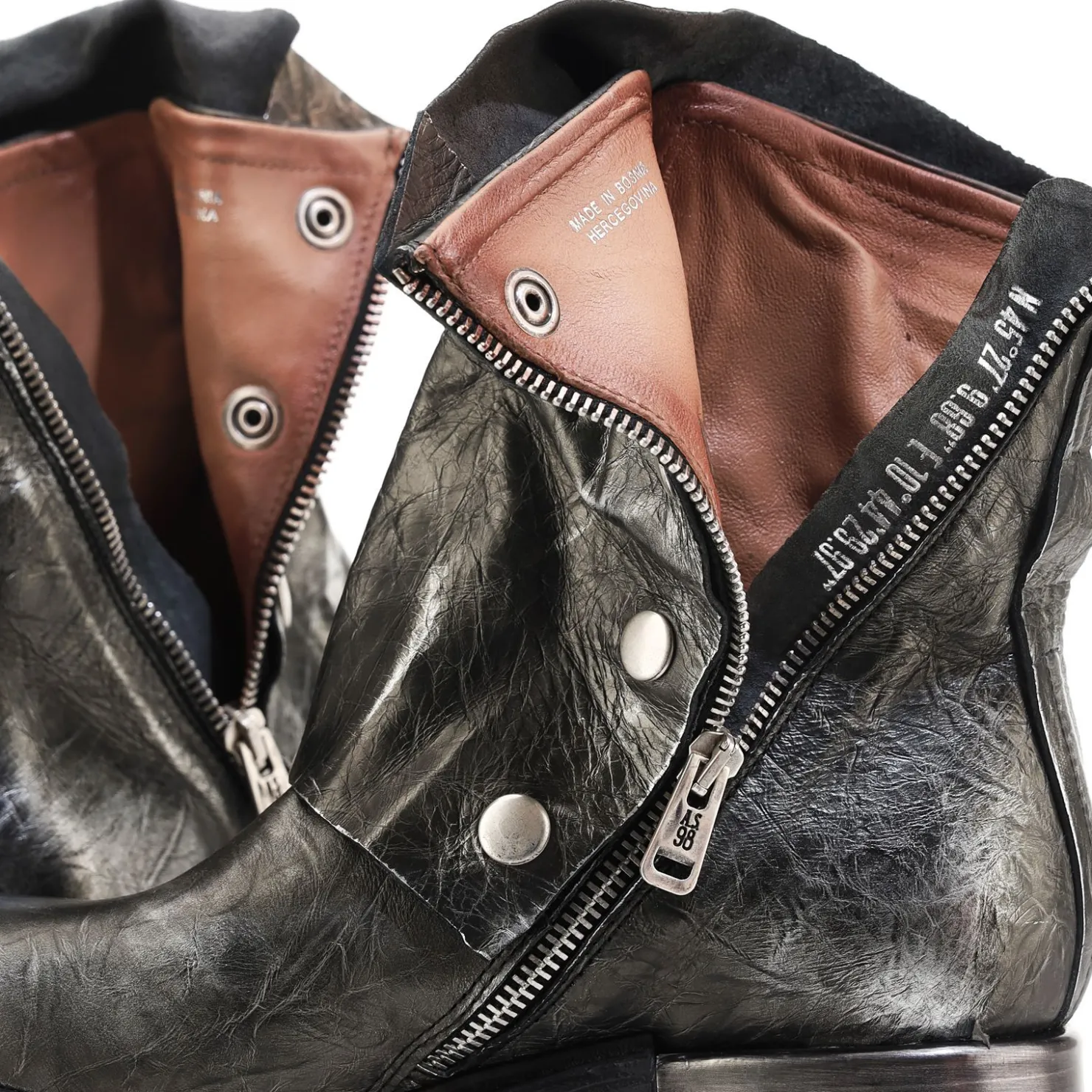 A.S.98 STIEFELETTEN AZUSA