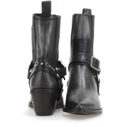 A.S.98 STIEFELETTEN CENTRE