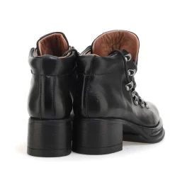 A.S.98 STIEFELETTEN CRARY