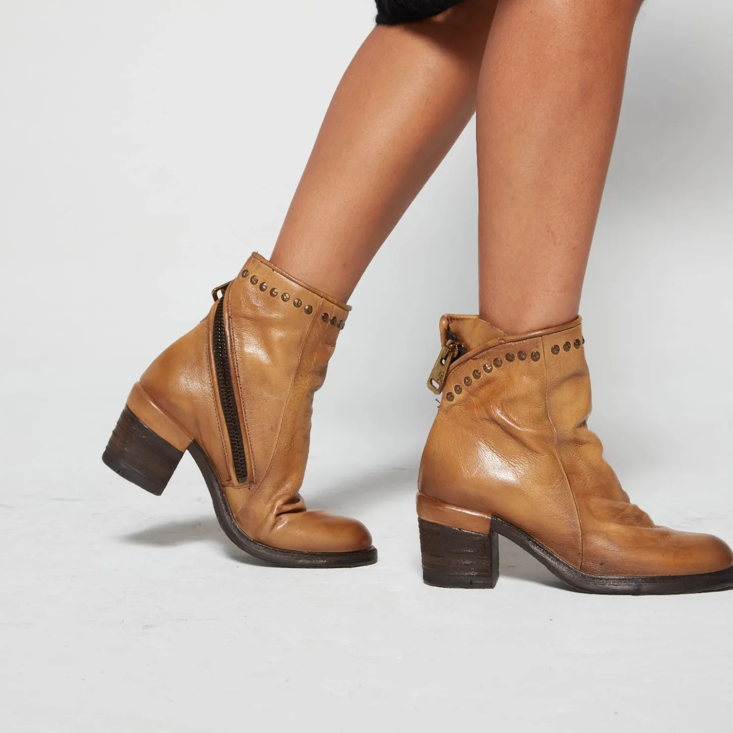 A.S.98 STIEFELETTEN JEANE