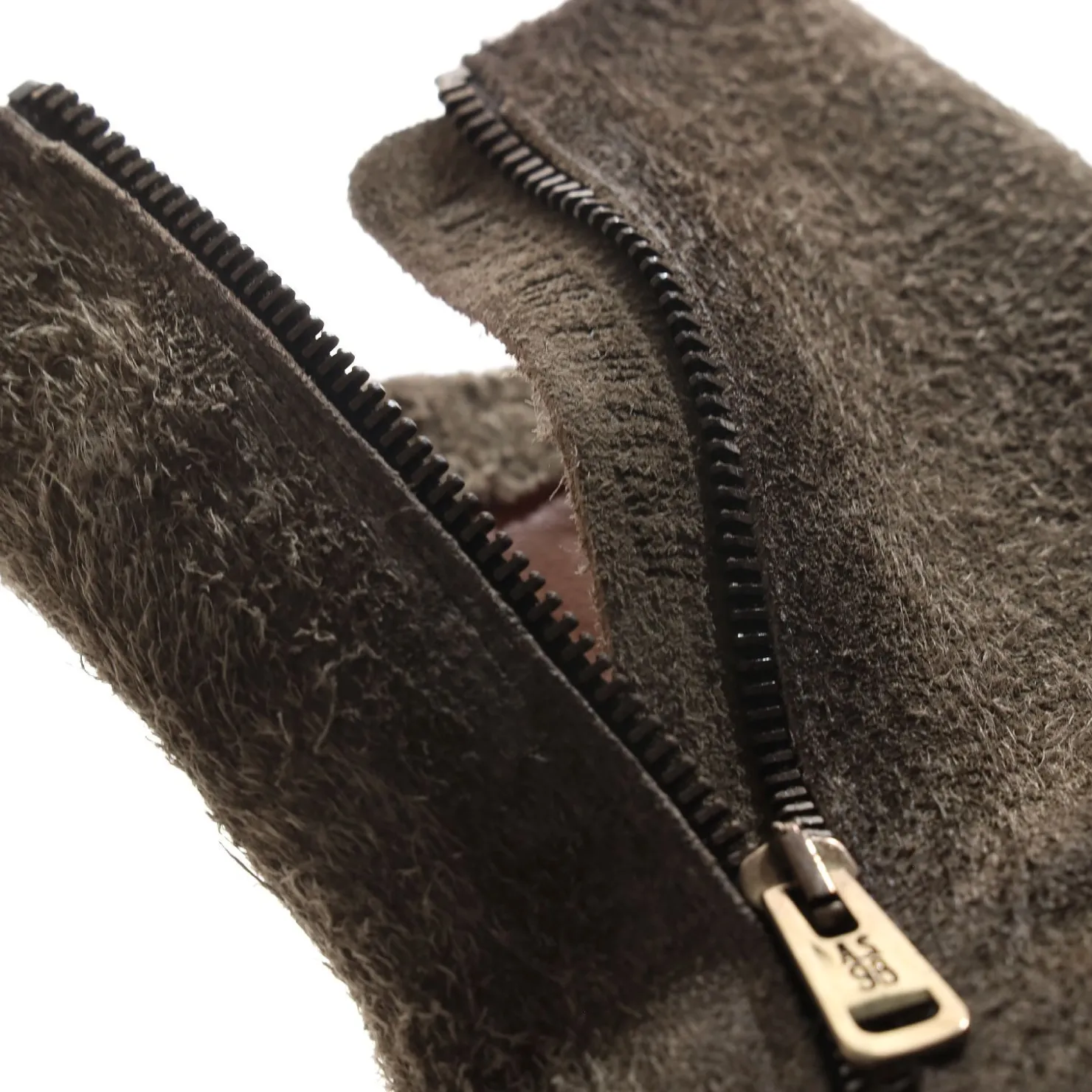 A.S.98 STIEFELETTEN PEAK
