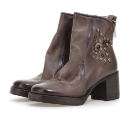 A.S.98 STIEFELETTEN PEONY