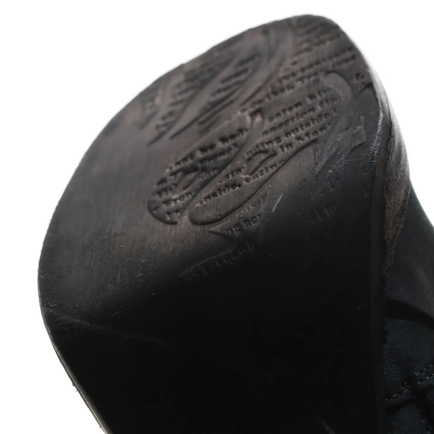 A.S.98 STIEFELETTEN PEONY