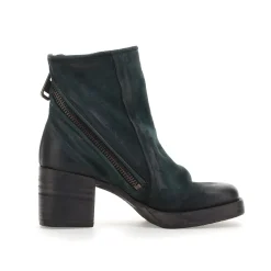 A.S.98 STIEFELETTEN PEONY